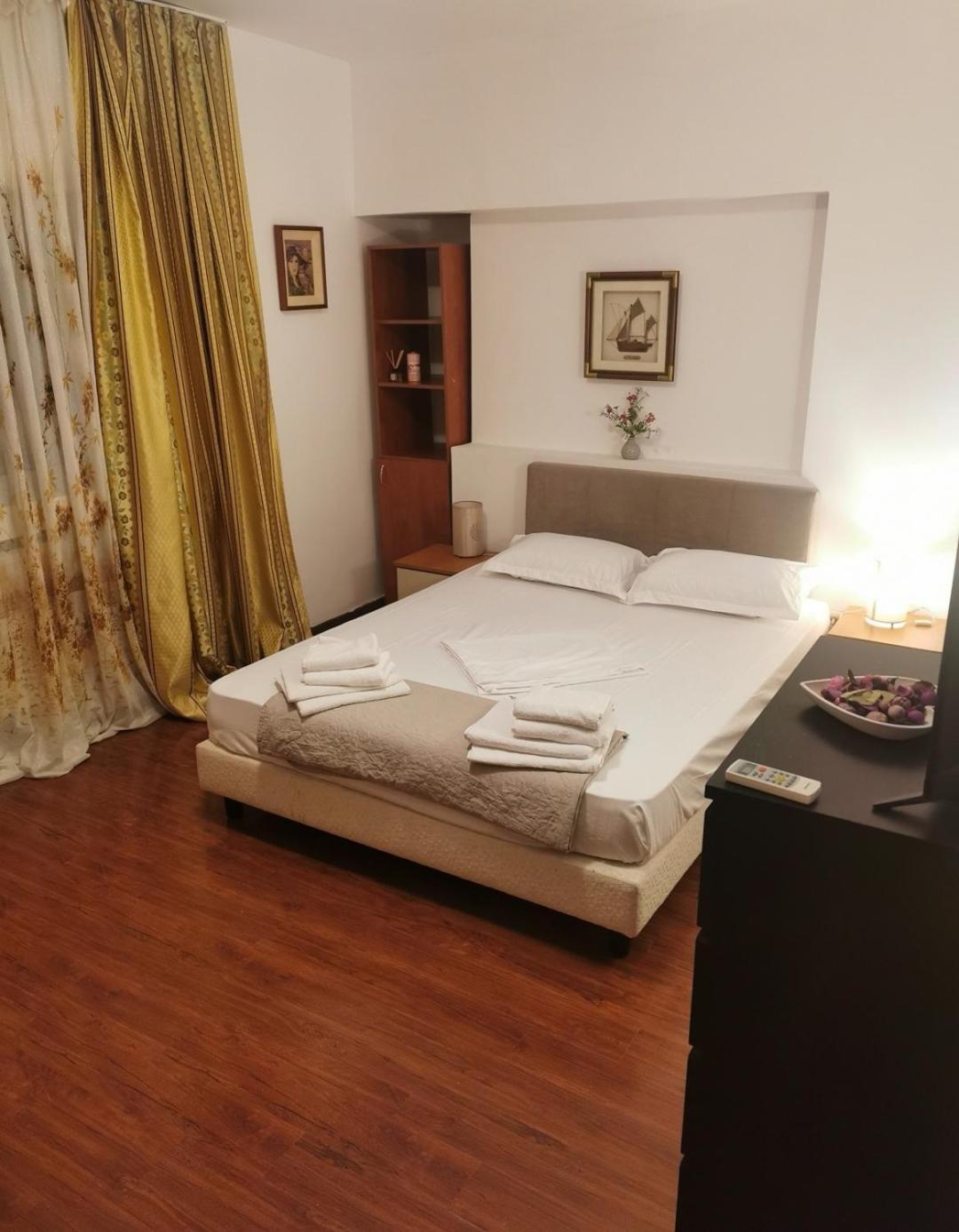 Old Center Apartament Bükreş Dış mekan fotoğraf